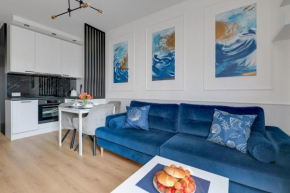 Apartment Doki Glamur Food Hall and Parking by TriApart, Gdansk